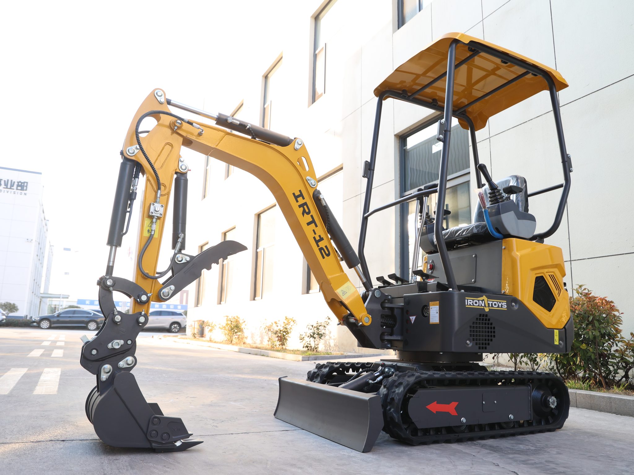 Mini bager IRT12 - 1200kg - slika 8