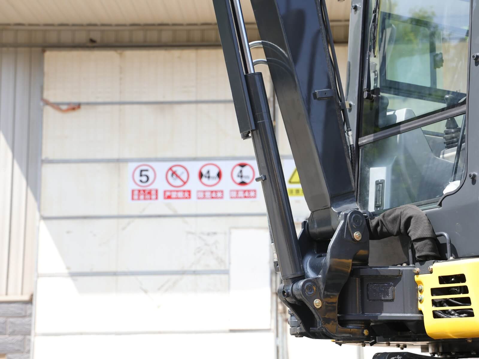 Mini excavator IRT40 – 4000kg - Image 6